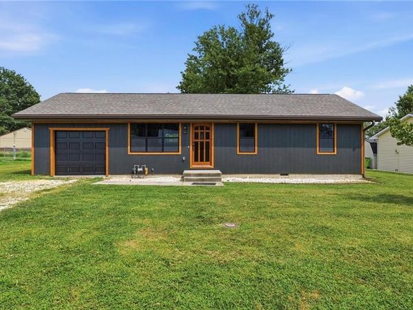 2103 Jil Street, Harrisonville, MO 64701