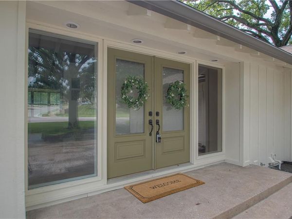 11601 Little Blue Road, Raytown, MO 64133