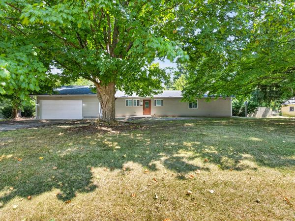 15286 Ackerson Drive, Battle Creek, MI 49014