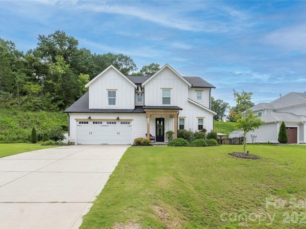 123 Country Lake Drive , Mooresville, NC 28115