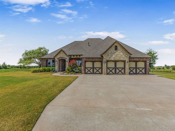 8200 S Big Sky Drive, Talala, OK 74080