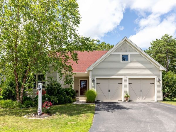 15 Southview Way, Plymouth, MA 02360