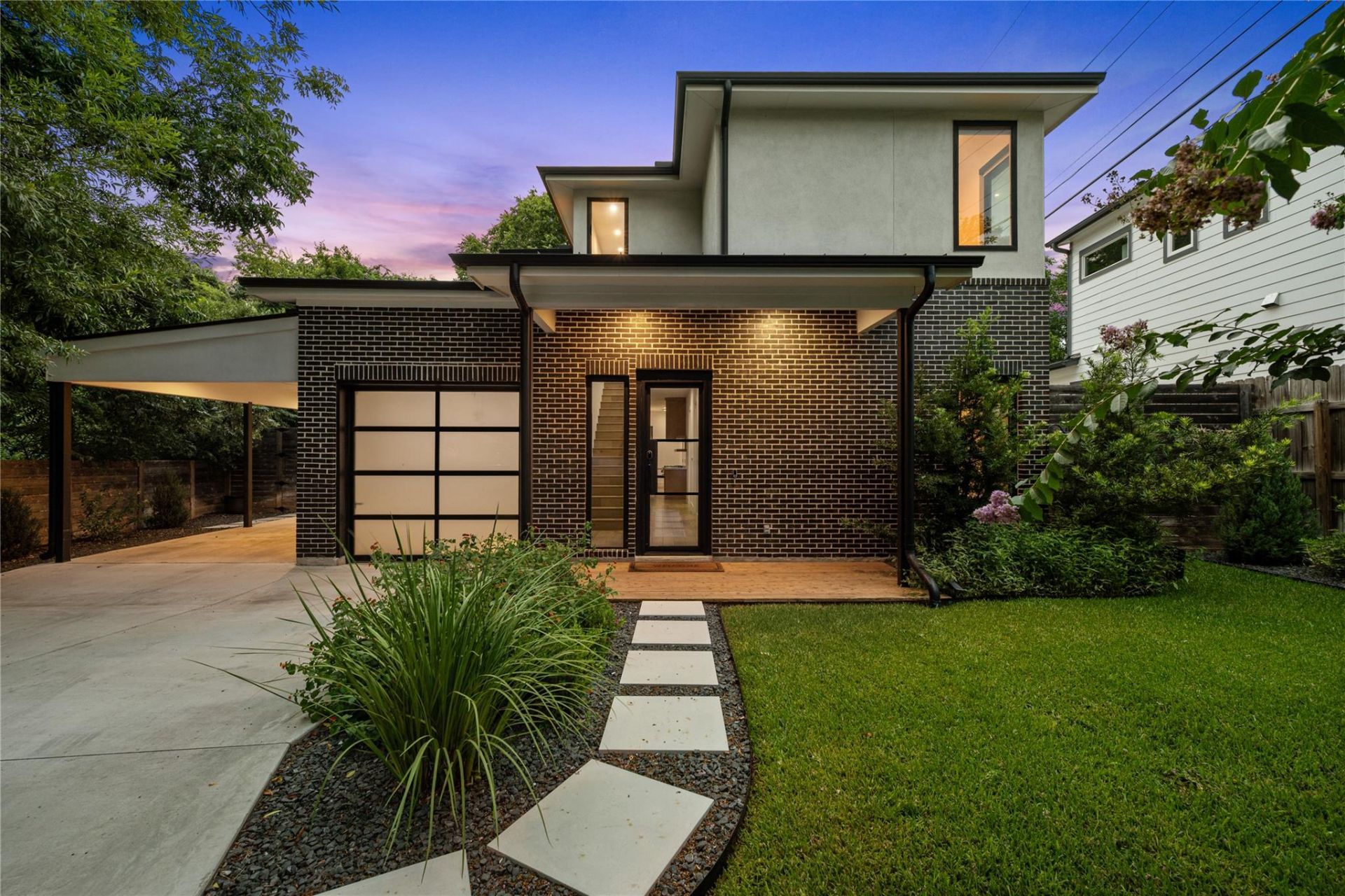 1004 Audrey Ct, Austin, TX 78704 Main Photo