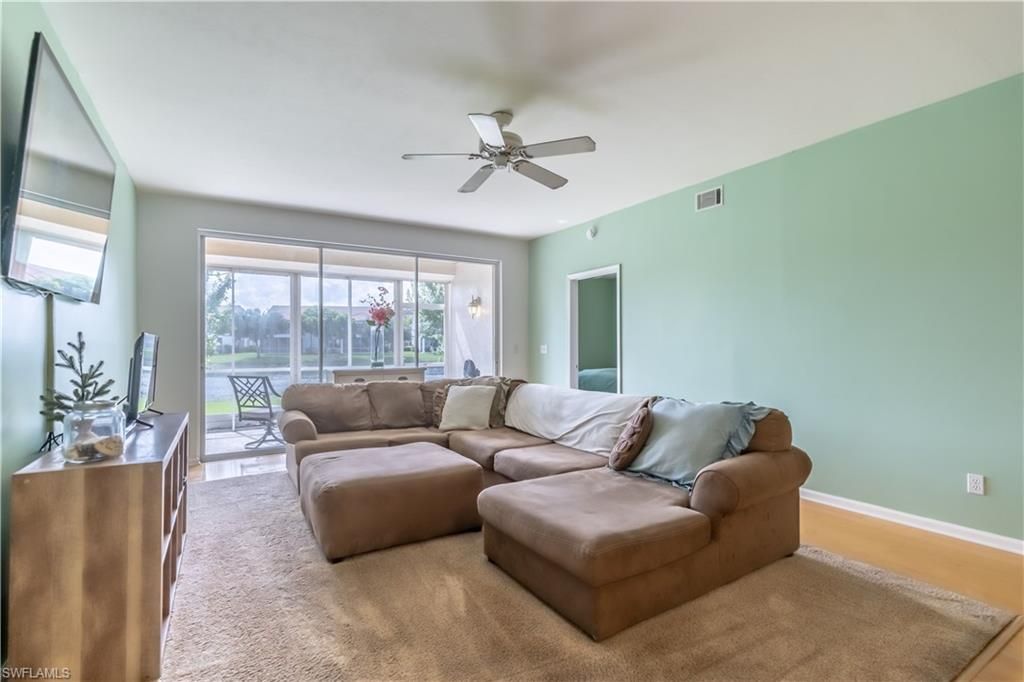 600 Saratoga Cir, Unit D--104, Naples, FL 34104 Photo
