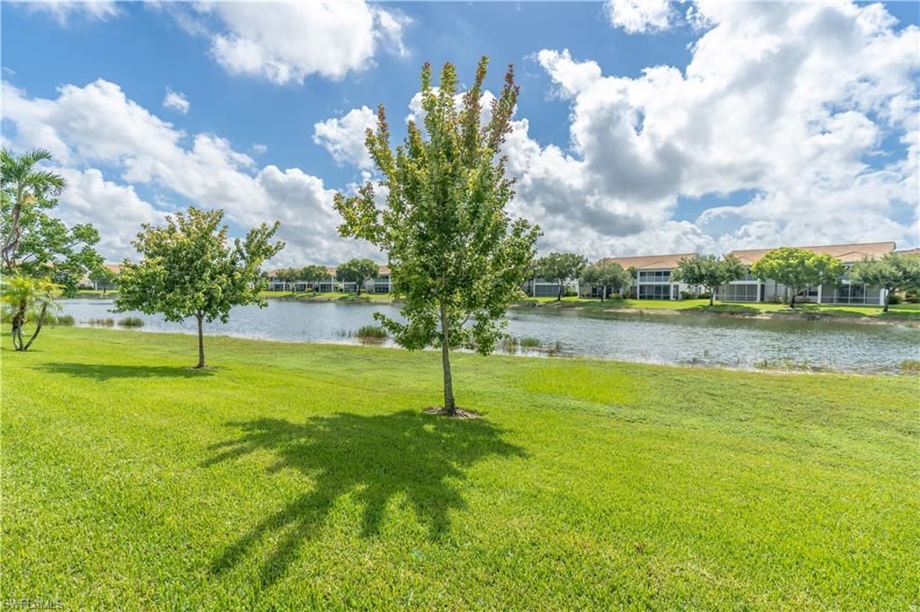 600 Saratoga Cir, Unit D--104, Naples, FL 34104 Photo