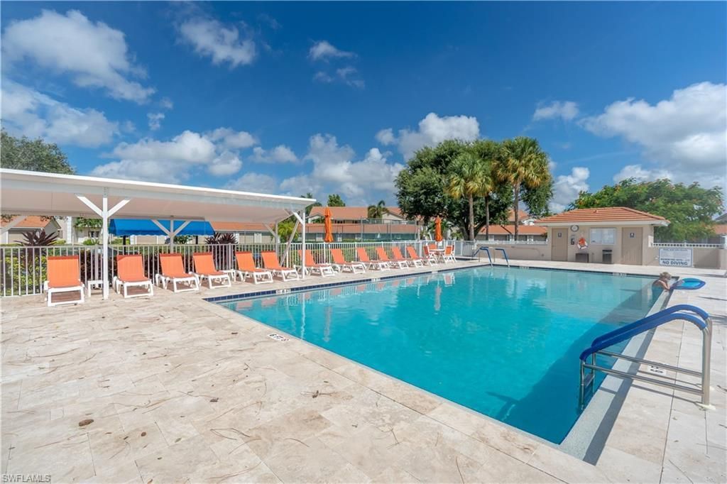 600 Saratoga Cir, Unit D--104, Naples, FL 34104 Photo
