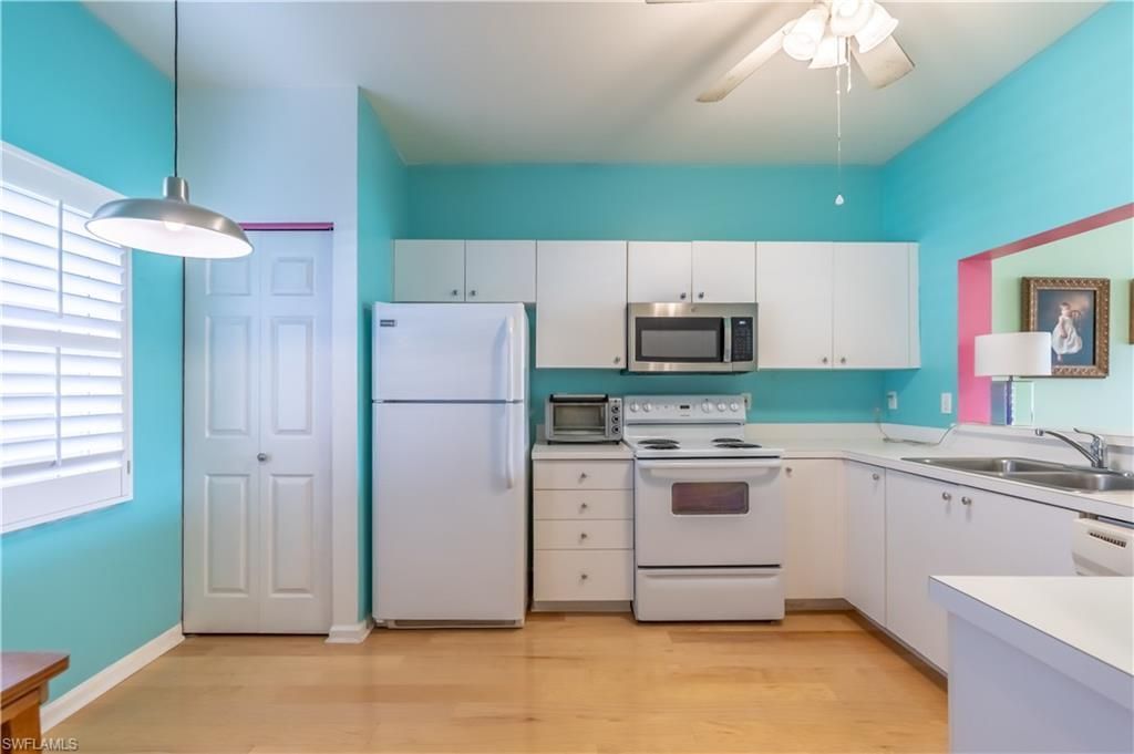 600 Saratoga Cir, Unit D--104, Naples, FL 34104 Photo