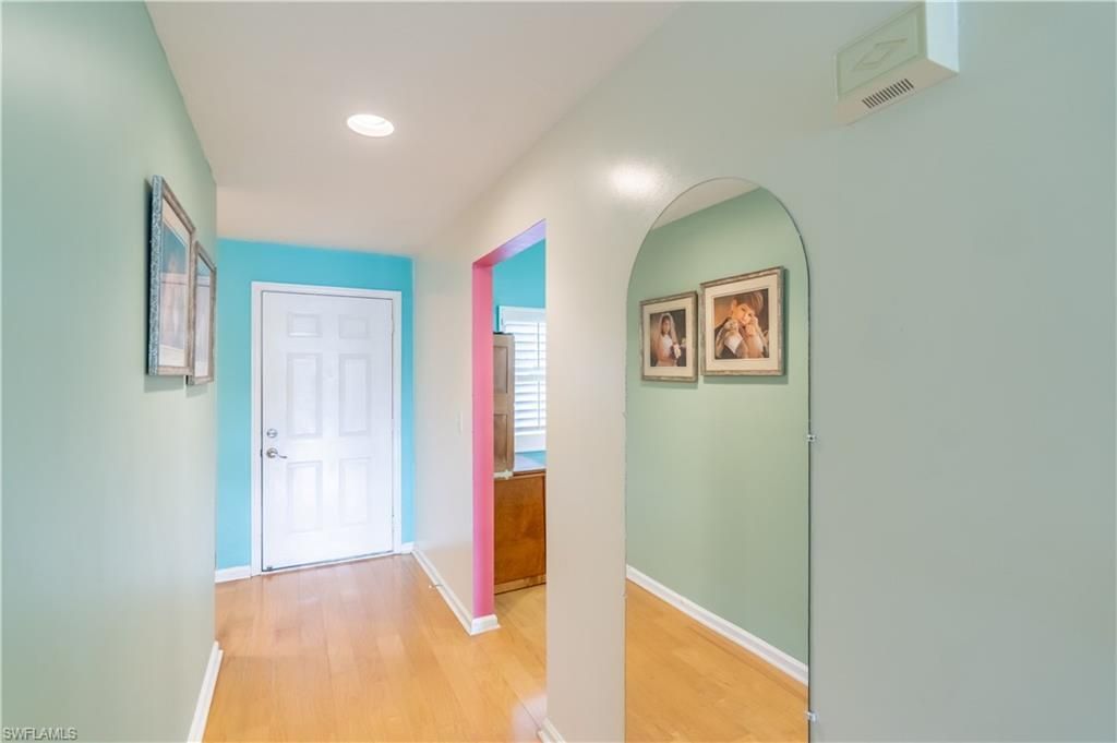 600 Saratoga Cir, Unit D--104, Naples, FL 34104 Photo