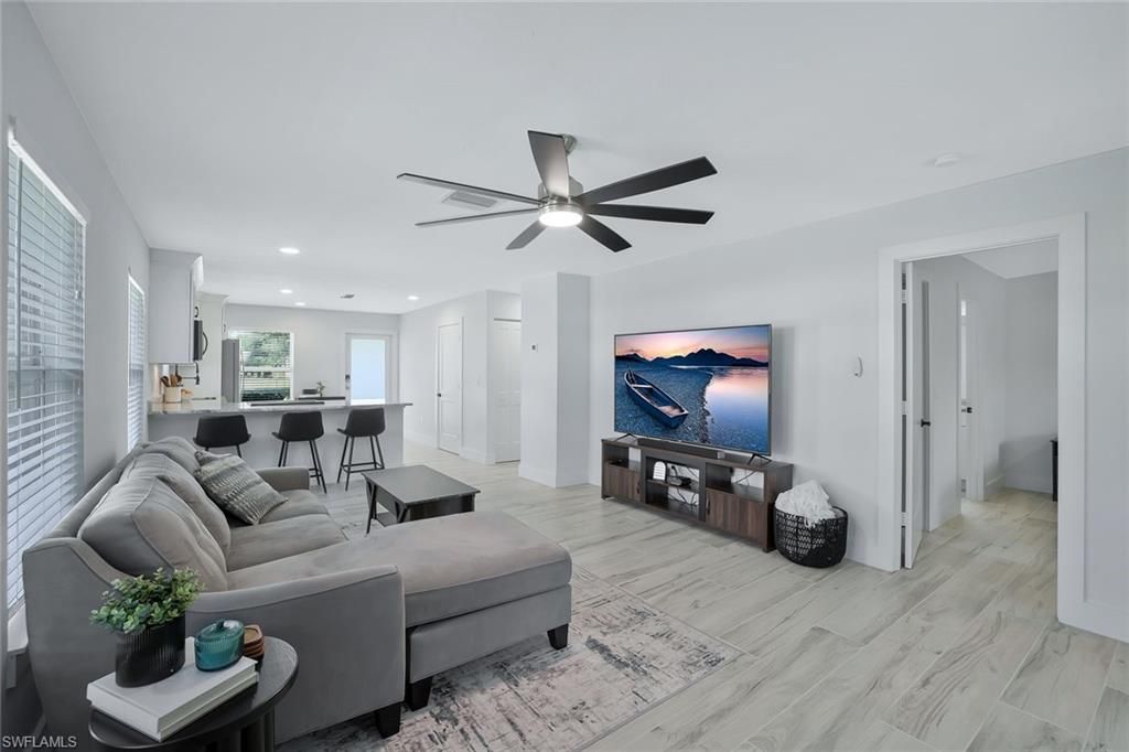 2710 Arbutus St, Unit B1, Naples, FL 34112 Photo
