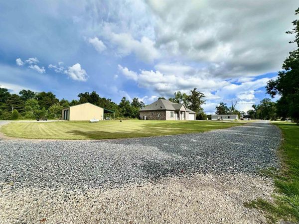 17052-17030 Nathans Lane, Prairieville, LA 70769