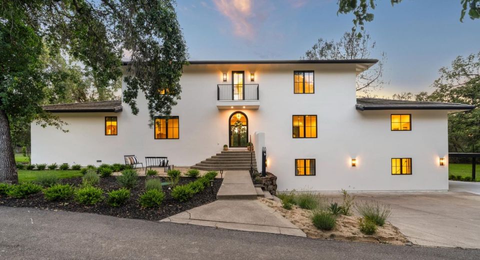 7697 Horseshoe Bar Rd, Loomis, CA 95650 Photo