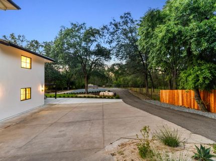 7697 Horseshoe Bar Rd, Loomis, CA 95650 Photo