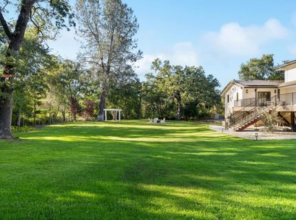 7697 Horseshoe Bar Rd, Loomis, CA 95650 Photo