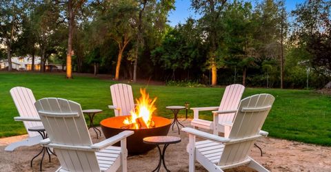 7697 Horseshoe Bar Rd, Loomis, CA 95650 Photo