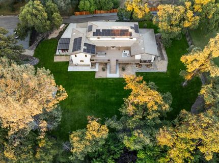 7697 Horseshoe Bar Rd, Loomis, CA 95650 Photo