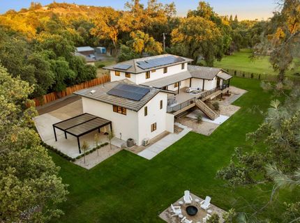 7697 Horseshoe Bar Rd, Loomis, CA 95650 Photo