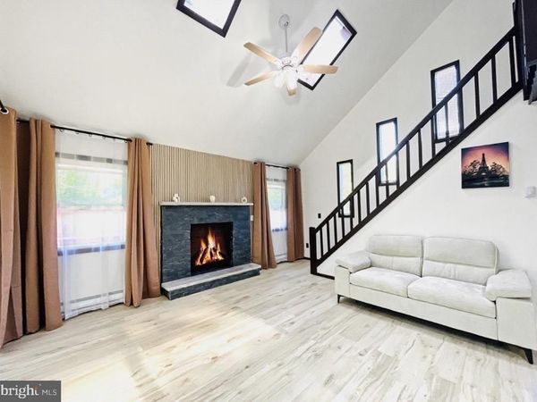 11 MEADOWVIEW DRIVE, LAKE ARIEL, PA 18436