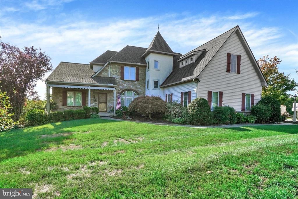 123 LIVIA LANE, WRIGHTSVILLE, PA 17368