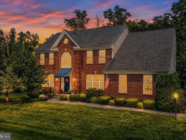 33 LACKAWANNA LANE, FALLING WATERS, WV 25419
