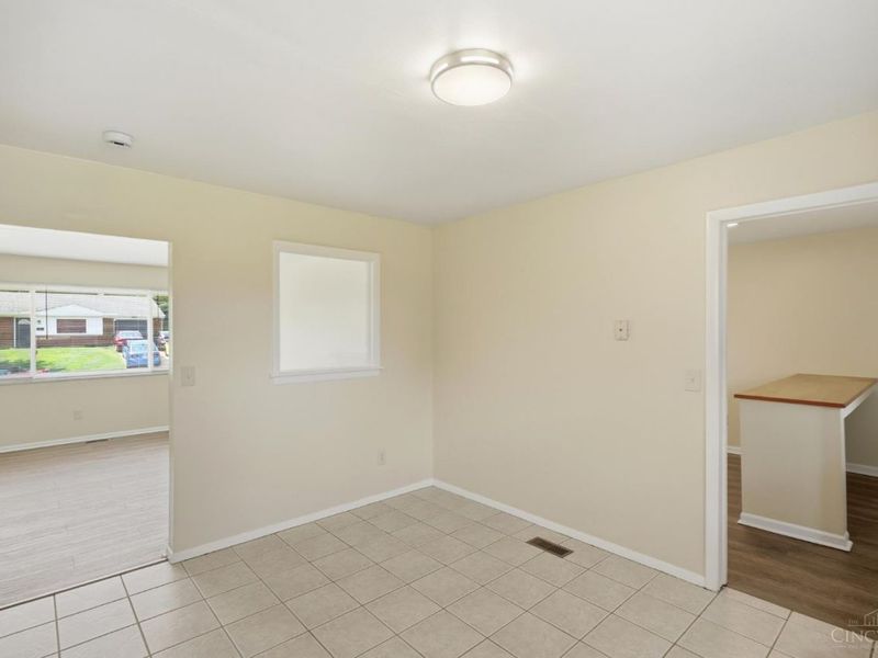 766 Hargrove Way, Forest Park, OH 45240 Photo 11
