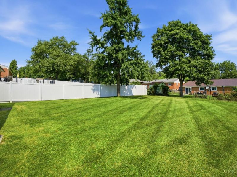 766 Hargrove Way, Forest Park, OH 45240 Photo 32