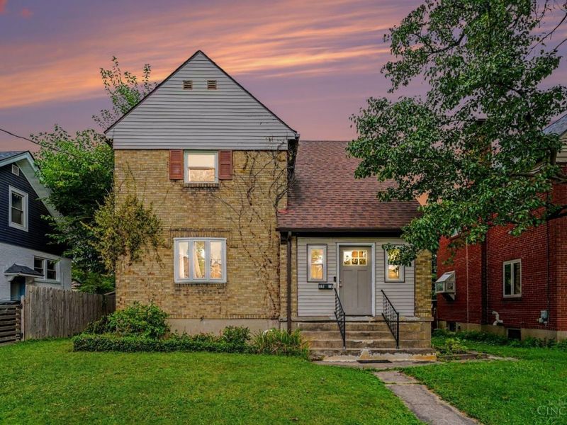 1802 Waltham Avenue, North College Hill, OH 45239 Photo 1