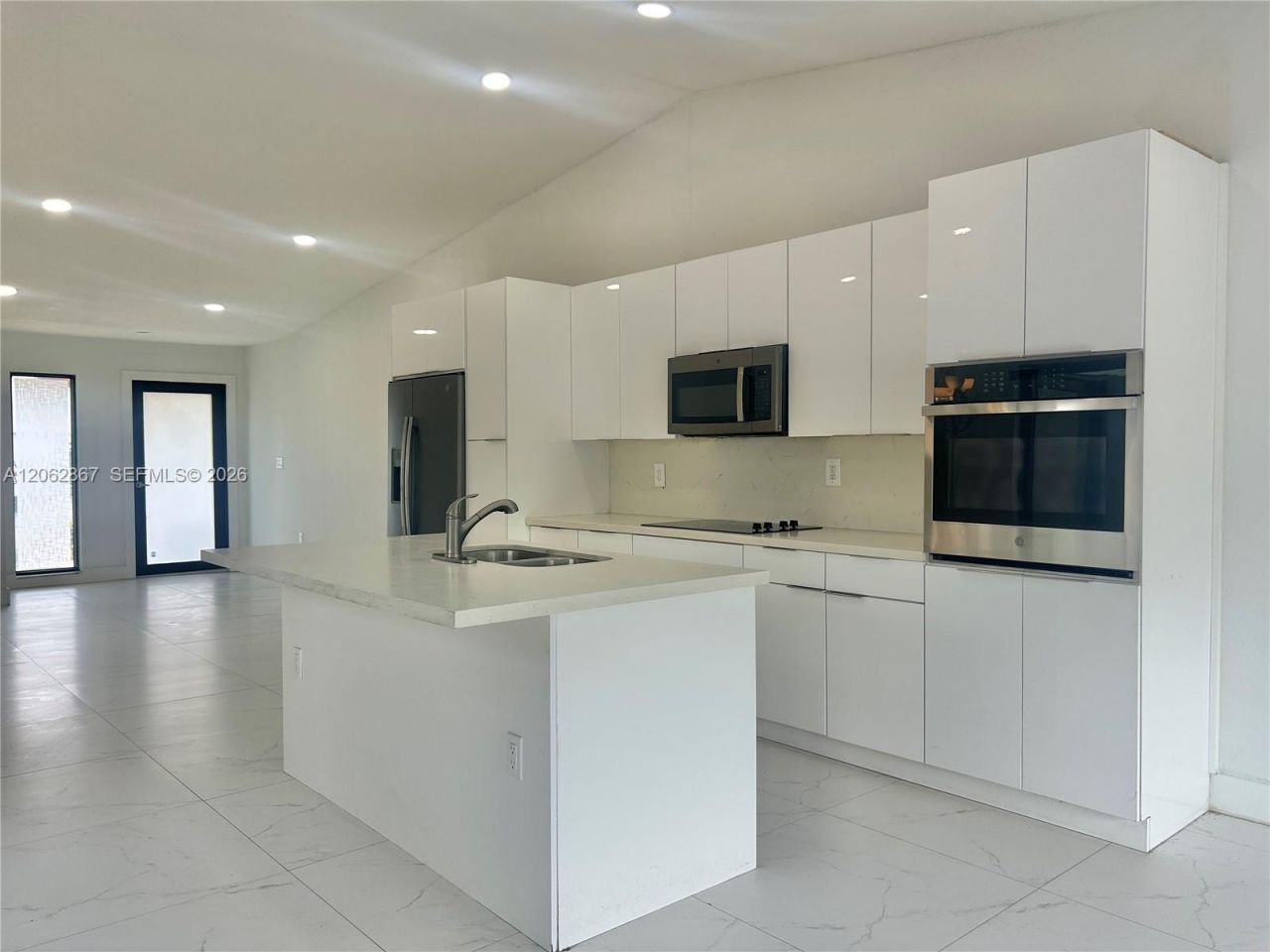 6651 NW 173rd Ln, Unit 6651, Hialeah, FL 33015 Photo