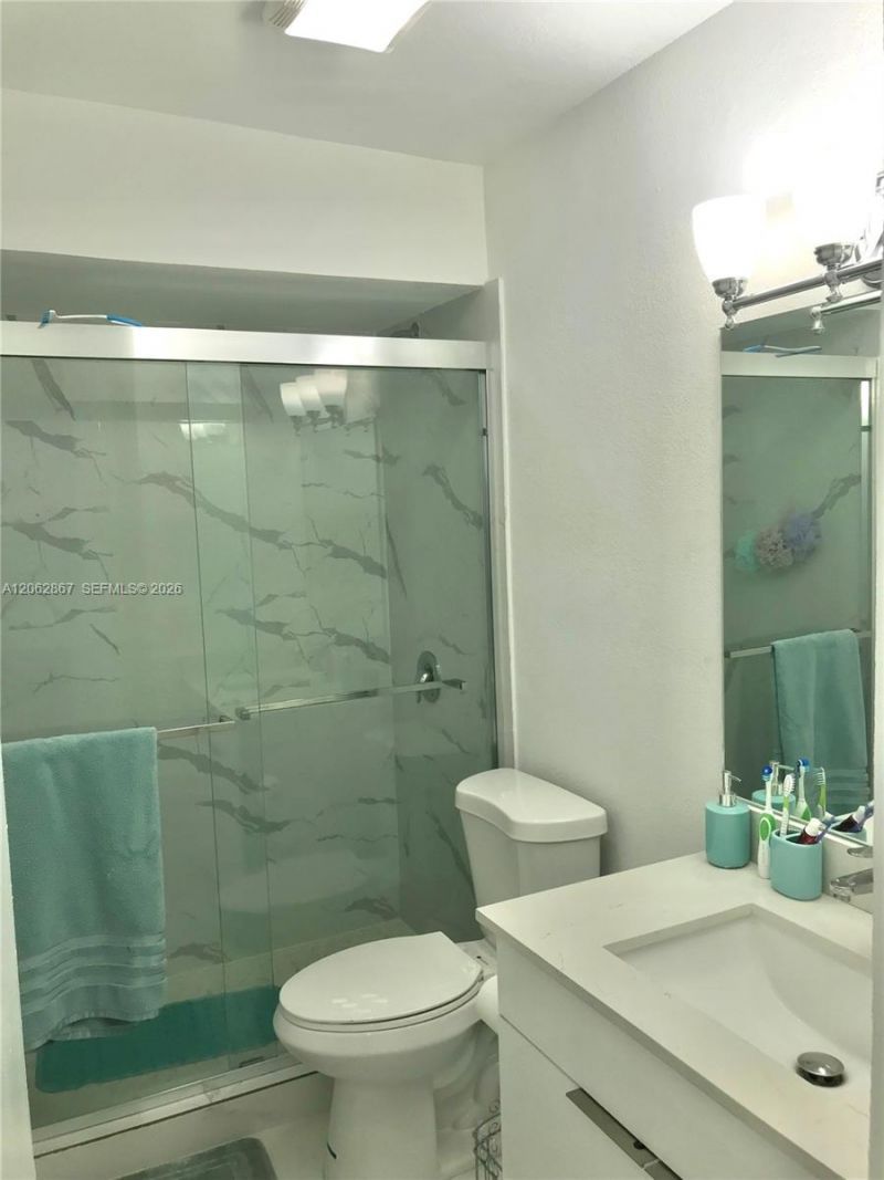 6651 NW 173rd Ln, Unit 6651, Hialeah, FL 33015 Photo