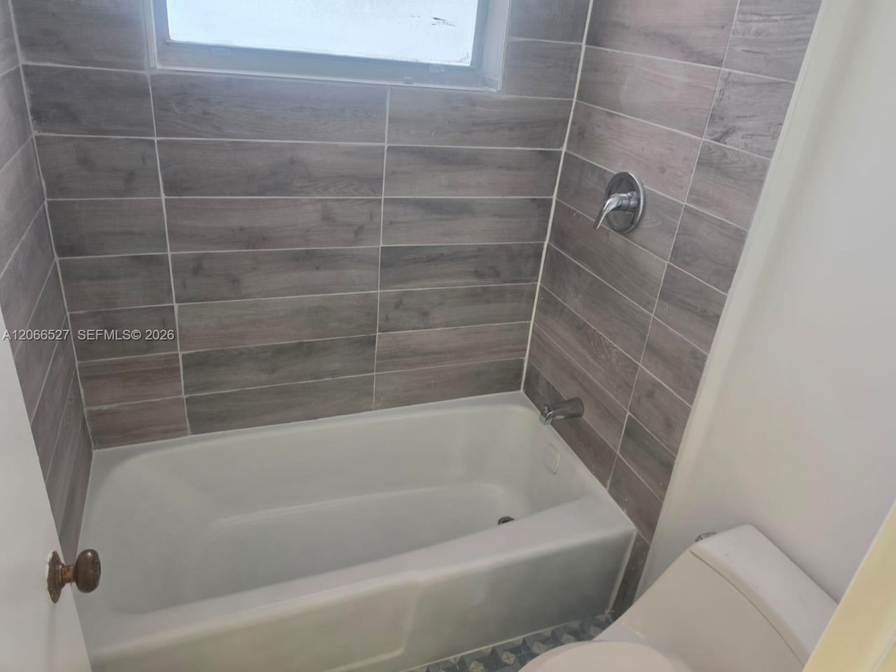 251 NE 187th St, Unit 803, Miami, FL 33179 Photo