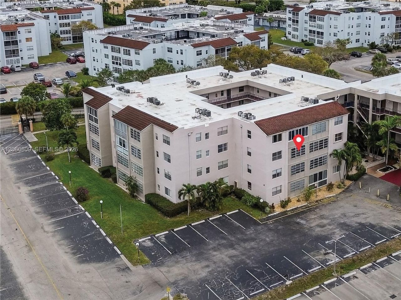 2821 Somerset Dr , Unit 317, Lauderdale Lakes, FL 33311 Photo