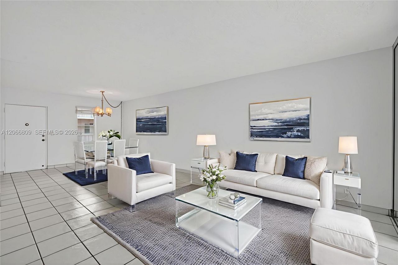2821 Somerset Dr , Unit 317, Lauderdale Lakes, FL 33311 Photo