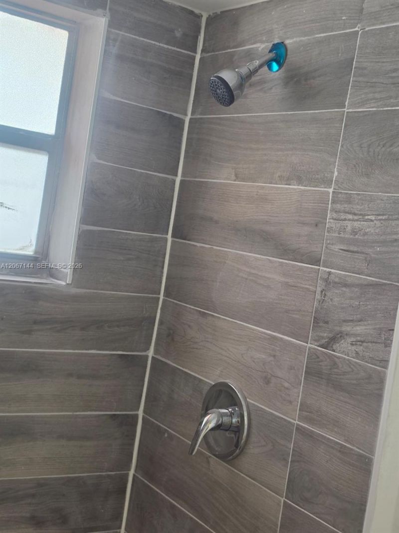 251 NE 187th St, Unit 803, Miami, FL 33179 Photo