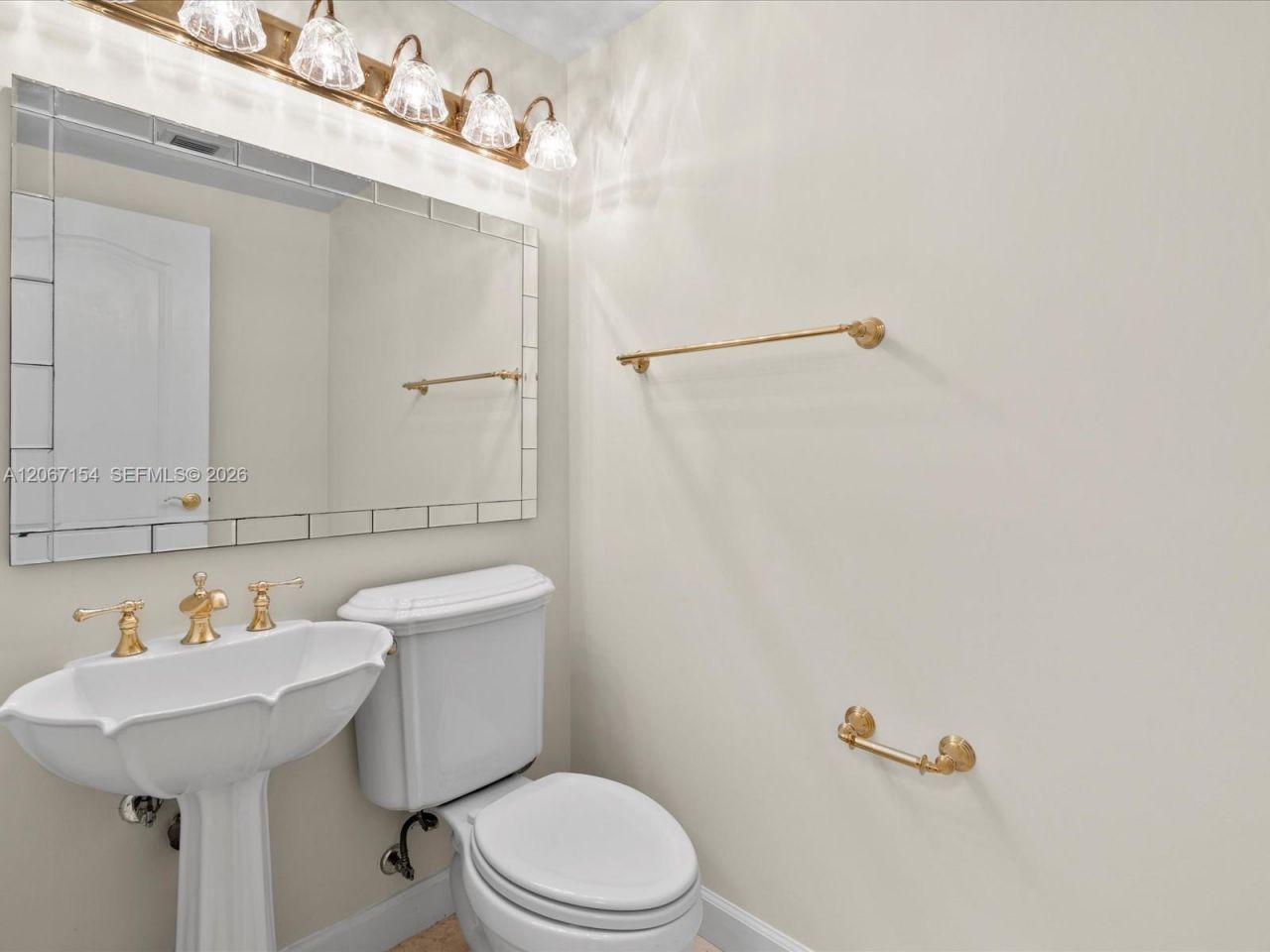 730 3rd St, Unit 101, Miami Beach, FL 33139 Photo