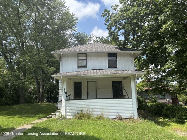 1717 Illinois Avenue, Lansing, MI 48906