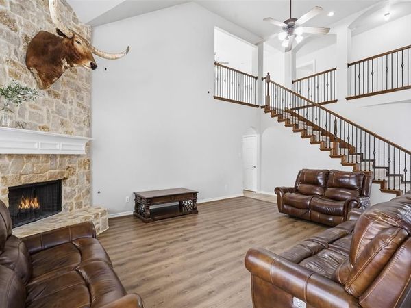 424 High Desert Drive, Fort Worth, TX 76131