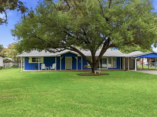 3904 Winding Way, Granbury, TX 76049