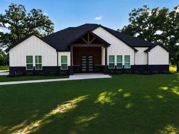 153 Crestview Drive, Corsicana, TX 75109