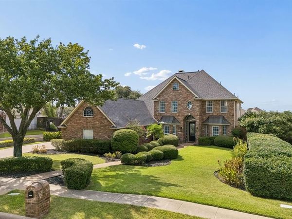 1513 Parkview Drive , Garland, TX 75043