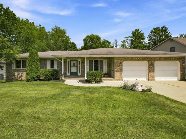 870 Sautter Dr., Mansfield, OH 44904