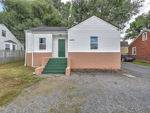 2609 Bloomingdale Road, Kingsport, TN 37660