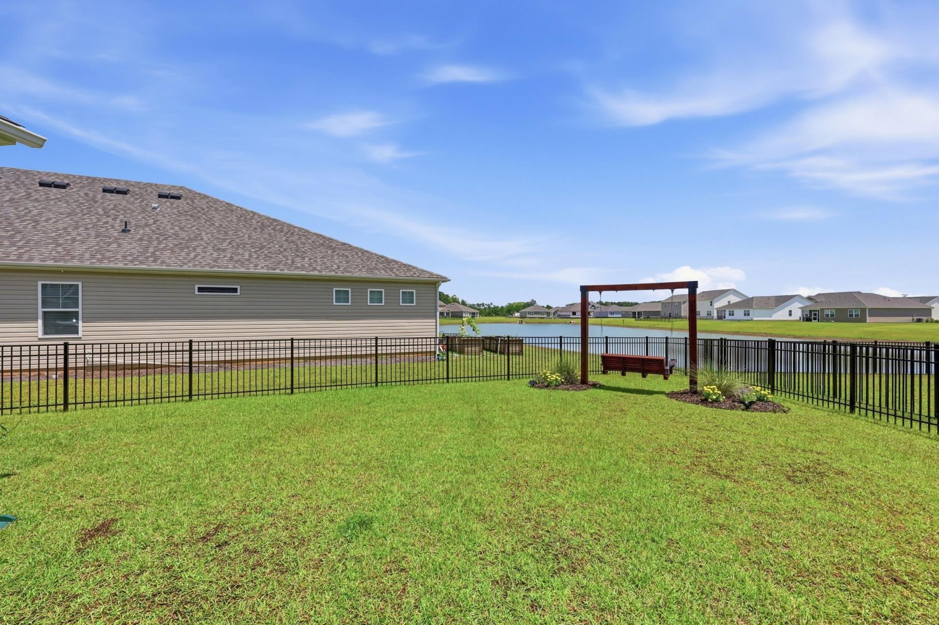 867 Ireland Dr. Photo 28