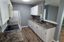 8725 Chandler Dr. photo 4