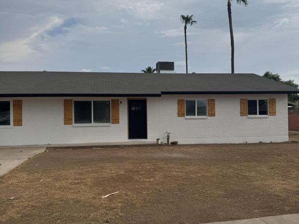 37 W RAWHIDE Avenue, Gilbert, AZ 85233