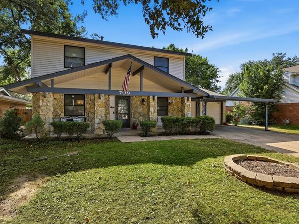 709 Lexington Drive, Irving, TX 75061