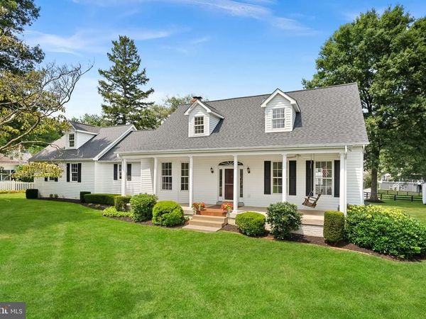 22 E LOUDOUN STREET, ROUND HILL, VA 20141