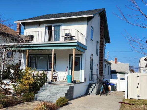 445 W Walnut Street, Unit Upper, Long Beach, NY 11561