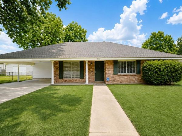 2556 Theodosia Dr, Baton Rouge, LA 70809