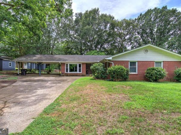 16 Jones Mill Place, Cartersville, GA 30120