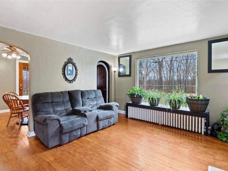 162 Perry Drive NW, Canton, OH 44708 Photo 6
