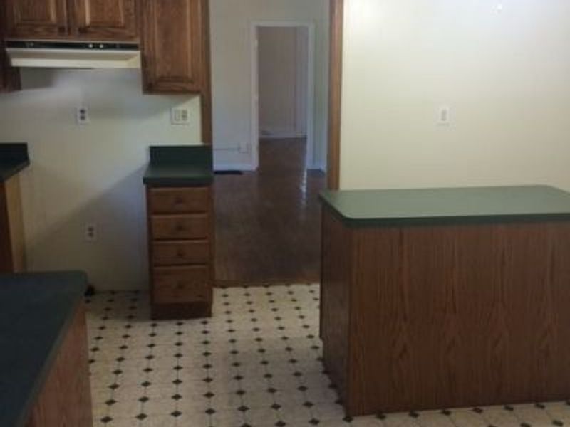 7065 Lake Shore Boulevard, Mentor, OH 44060 Photo 6